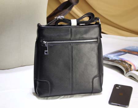 2025年9月8日入荷新作VERSACE /人気/本革/バッグ 人気 おすすめ 父の日 誕生日/ギフト プレゼント 結婚式男友達の誕生日プレゼント