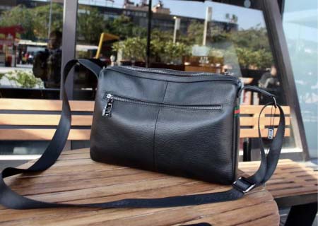 2025年9月8日入荷新作Gucci/人気/本革/バッグ 人気 おすすめ 父の日 誕生日/ギフト プレゼント 結婚式男友達の誕生日プレゼント