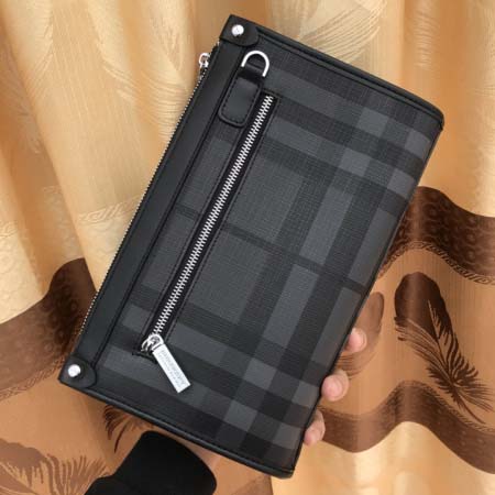 2025年9月8日入荷新作Burberry/人気/本革/バッグ 人気 おすすめ 父の日 誕生日/ギフト プレゼント 結婚式男友達の誕生日プレゼント