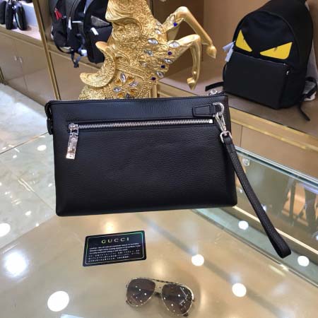 2025年9月8日入荷新作Gucci  /人気/本革/バッグ 人気 おすすめ 父の日 誕生日/ギフト プレゼント 結婚式男友達の誕生日プレゼント