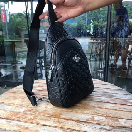 2025年9月8日入荷新作Gucci/人気/本革/バッグ 人気 おすすめ 父の日 誕生日/ギフト プレゼント 結婚式男友達の誕生日プレゼント