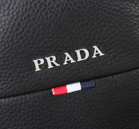 2025年9月8日入荷新作PRADA/人気/本革/バッグ 人気 おすすめ 父の日 誕生日/ギフト プレゼント 結婚式男友達の誕生日プレゼント