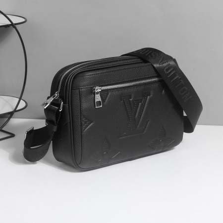 2025年9月8日入荷新作LOUIS VUITTON/人気/本革/バッグ 人気 おすすめ 父の日 誕生日/ギフト プレゼント 結婚式男友達の誕生日プレゼント