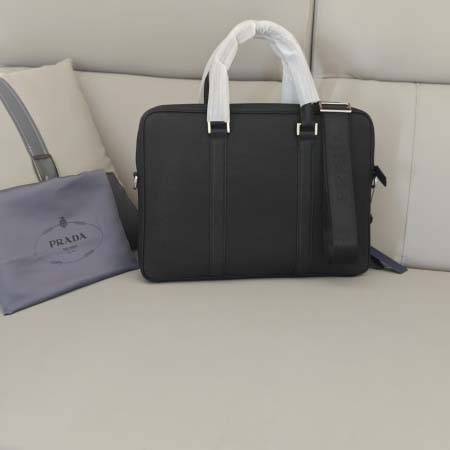 2025年9月8日入荷新作PRADA/人気/本革/バッグ 人気 おすすめ 父の日 誕生日/ギフト プレゼント 結婚式男友達の誕生日プレゼント