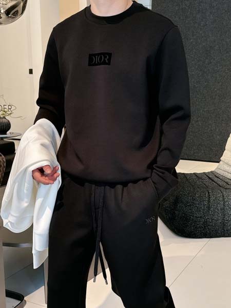 2025年9月9日入荷新作Diorスウェット高品質人気商品/誕生日プレゼント/FF工場