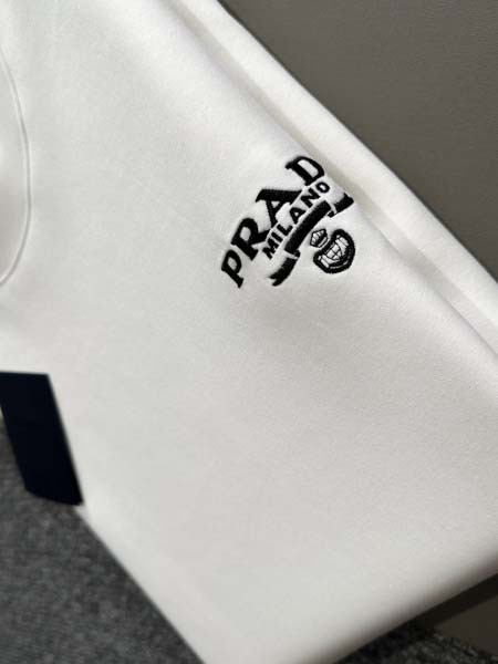 2025年9月9日入荷新作Pradaスウェット高品質人気商品/誕生日プレゼント/FF工場