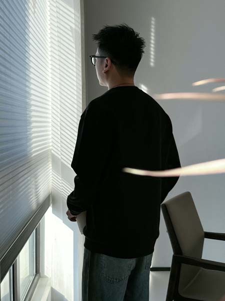 2025年9月9日入荷新作Prada スウェット  高品質人気商品/誕生日プレゼント/FF工場