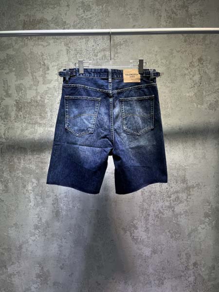 2025年9月11日入荷秋冬新作Balenciagaデニムパンツ高品質人気商品/誕生日プレゼント/FF工場