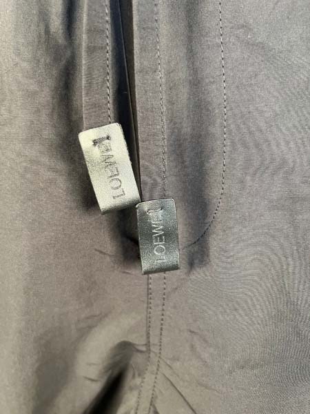 2025年9月15日入荷秋冬新作Loewe半ズボン高品質人気商品/誕生日プレゼント/FF工場