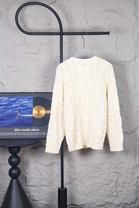 2025年9月15日入荷秋冬新作CELINEニット/セーター高品質人気商品/誕生日プレゼント/FF工場