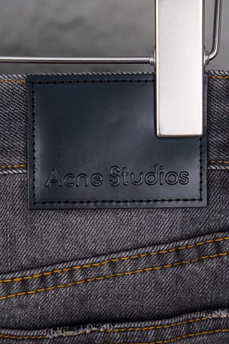 2025年9月15日入荷秋冬新作Acneジーパン高品質人気商品/誕生日プレゼント/FF工場