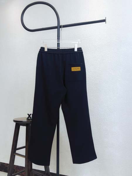 2025年9月15日入荷秋冬新作Louis Vuittonズボン高品質人気商品/誕生日プレゼント/FF工場