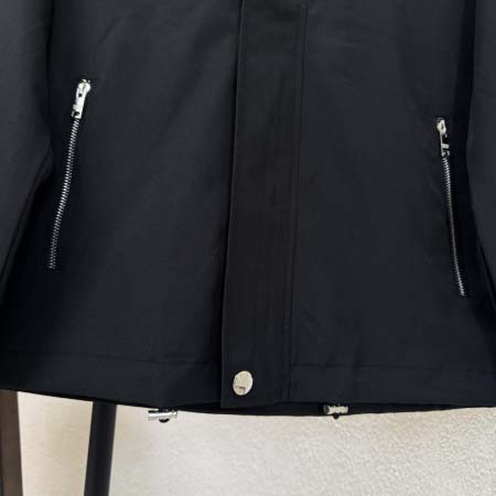 2025年9月15日入荷秋冬新作Pradaジャケット高品質人気商品/誕生日プレゼント/FF工場