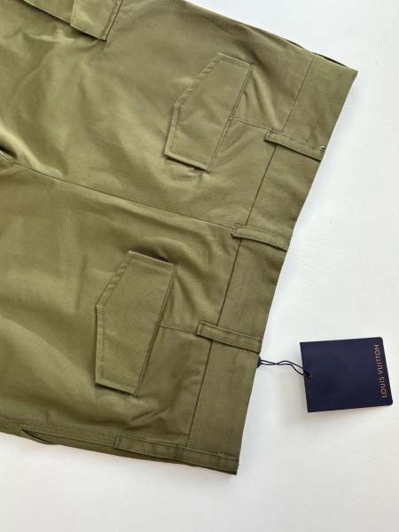 2025年9月15日入荷秋冬新作LOUIS VUITTONカーディガン高品質人気商品/誕生日プレゼント/FF工場