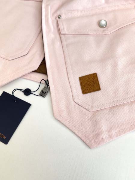 2025年9月15日入荷秋冬新作LOUIS VUITTONカーディガン高品質人気商品/誕生日プレゼント/FF工場