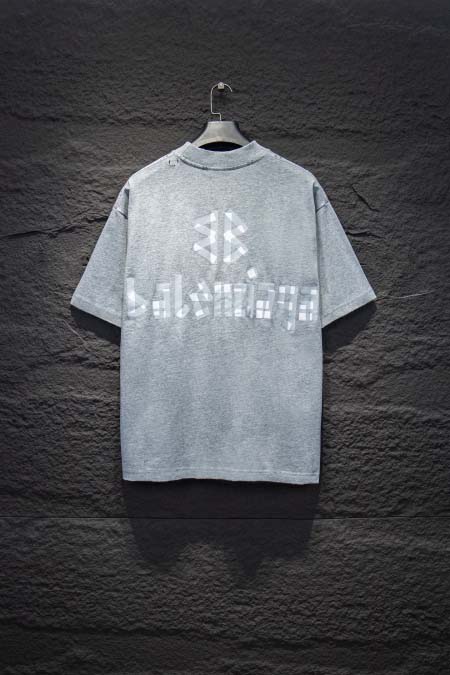 2025年9月15日入荷秋冬新作Balenciaga半袖 tシャツ高品質人気商品/誕生日プレゼント/FF工場