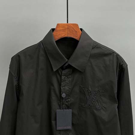 2025年9月16日入荷秋冬新作 LOUIS VUITTONシャツ高品質人気商品/誕生日プレゼント/FF工場