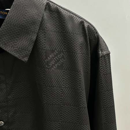 2025年9月16日入荷秋冬新作 LOUIS VUITTONシャツ高品質人気商品/誕生日プレゼント/FF工場