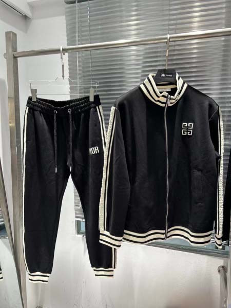 2025年9月16日入荷秋冬新作Balmain 上下高品質人気商品/誕生日プレゼント/ML工場