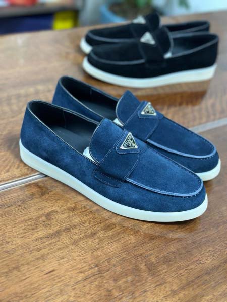 2025年9月17日入荷新品Pradaカジュアルシューズ/スニーカー｜メンズ靴人気本革製ギフト/誕生日/XG工場