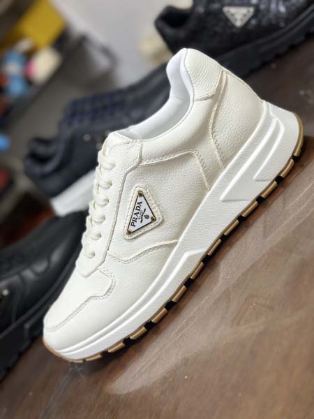 2025年9月17日入荷新品Pradaカジュアルシューズ/スニーカー｜メンズ靴人気本革製ギフト/誕生日/XG工場