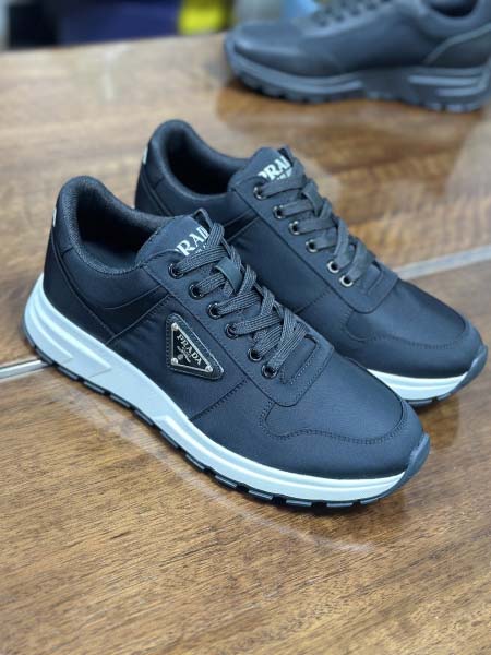 2025年9月17日入荷新品Pradaカジュアルシューズ/スニーカー｜メンズ靴人気本革製ギフト/誕生日/XG工場