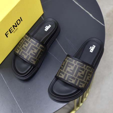 2025年9月20日入荷新品FENDIカジュアルシューズ/スニーカー｜メンズ靴人気本革製ギフト/誕生日/TL工場