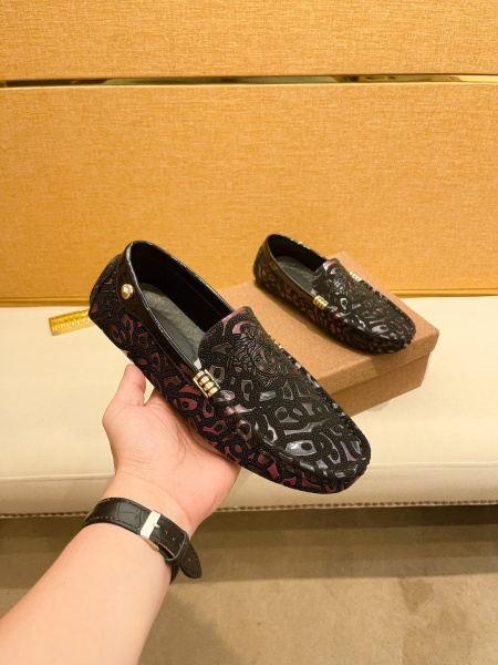 2025年9月22日入荷新品Versaceカジュアルシューズ/スニーカー｜メンズ靴人気本革製ギフト/誕生日/TL工場