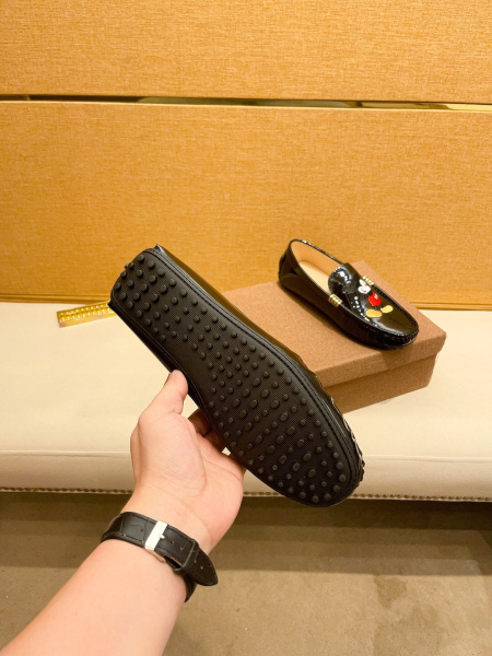 2025年9月22日入荷新品Gucciカジュアルシューズ/スニーカー｜メンズ靴人気本革製ギフト/誕生日/TL工場