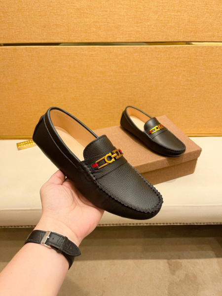 2025年9月22日入荷新品Ferragamoカジュアルシューズ/スニーカー｜メンズ靴人気本革製ギフト/誕生日/TL工場