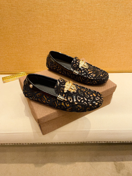 2025年9月22日入荷新品Versaceカジュアルシューズ/スニーカー｜メンズ靴人気本革製ギフト/誕生日/TL工場