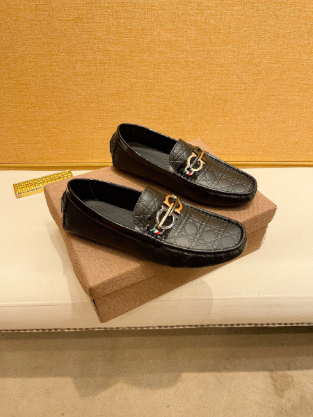 2025年9月22日入荷新品Ferragamoカジュアルシューズ/スニーカー｜メンズ靴人気本革製ギフト/誕生日/TL工場