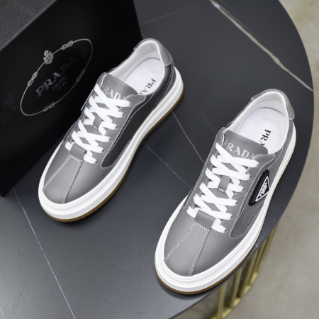 2025年9月22日入荷新品PRADAカジュアルシューズ/スニーカー｜メンズ靴人気本革製ギフト/誕生日/TL工場