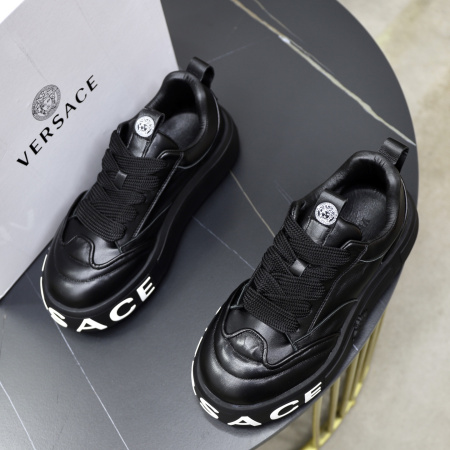 2025年9月22日入荷新品Versaceカジュアルシューズ/スニーカー｜メンズ靴人気本革製ギフト/誕生日/TL工場