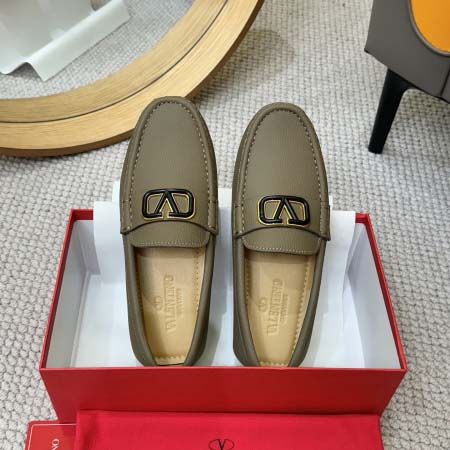 2025年9月23日入荷新品VALENTINOカジュアルシューズ/スニーカー｜メンズ靴人気本革製ギフト/誕生日/TL工場