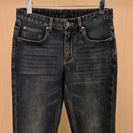 2025年9月24日入荷秋冬新作Ferragamoジーパン高級品/Su工場