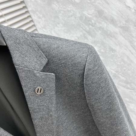 2025年9月24日入荷秋冬新作Zegnaジャケット高級品/Su工場