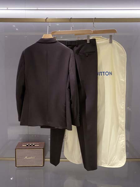 2025年9月24日入荷秋冬新作Louis Vuittonスーツのセット上下高級品/Su工場