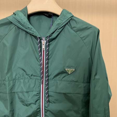 2025年9月24日入荷秋冬新作Pradaジャケット高級品/Su工場