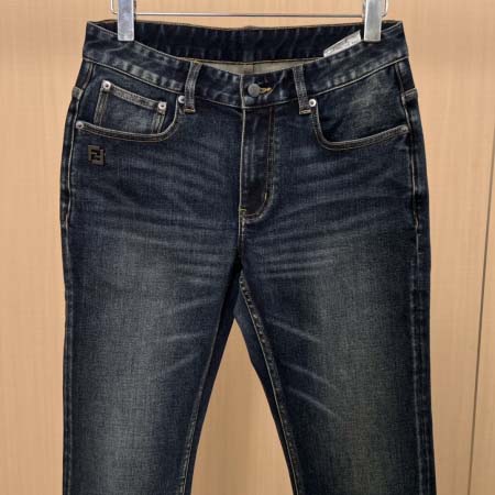 2025年9月24日入荷秋冬新作Fendiジーパン高級品/Su工場