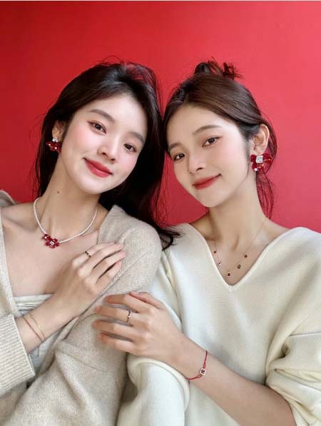 2025年9月25日入荷新品HEFANGピアスギフト/誕生日/記念品/アクセサリーxin工場