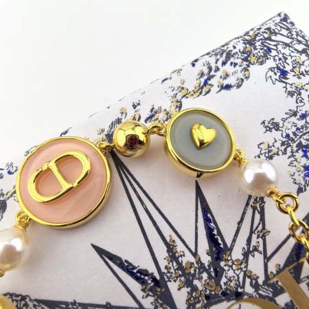 2025年9月25日入荷新品Diorブレスレットギフト/誕生日/記念品/アクセサリーxin工場