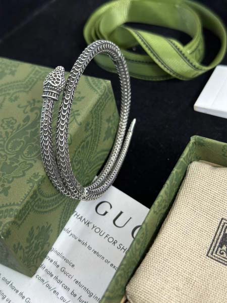 2025年9月25日入荷新品Gucci腕輪/ブレスレットギフト/誕生日/記念品/アクセサリーxin工場