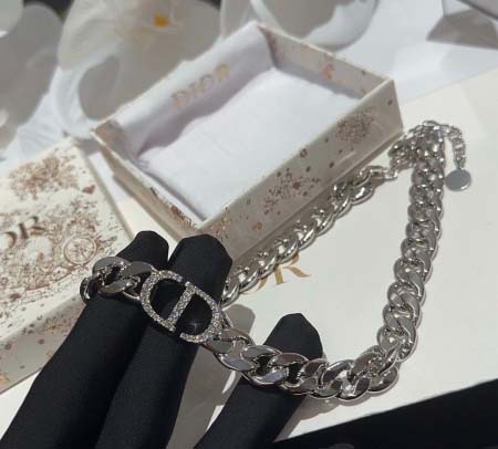 2025年9月25日入荷新品Diorネックレスギフト/誕生日/記念品/アクセサリーxin工場