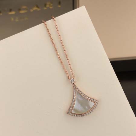 2025年9月25日入荷新品Bvlgariネックレスギフト/誕生日/記念品/アクセサリーxin工場