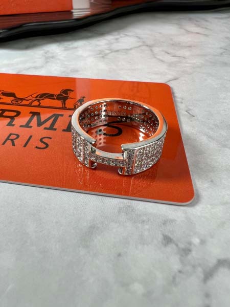 2025年9月25日入荷新品HERMES指輪ギフト/誕生日/記念品/アクセサリーxin工場