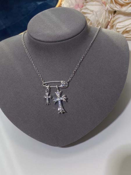 2025年9月25日入荷新品Chrome Heartsネックレスギフト/誕生日/記念品/アクセサリーxin工場