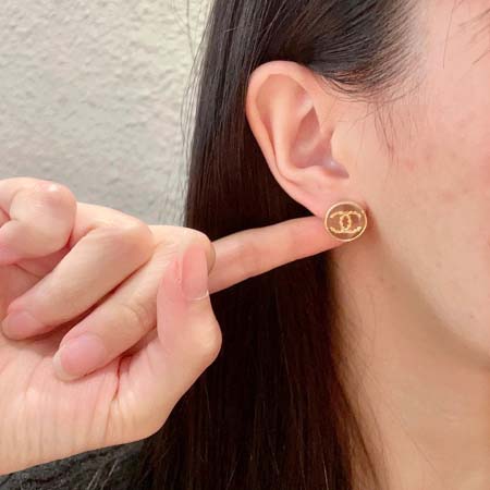 2025年9月25日入荷新品Chanelピアスギフト/誕生日/記念品/アクセサリーxin工場