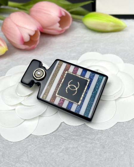 2025年9月25日入荷新品Chanelブローチギフト/誕生日/記念品/アクセサリーxin工場