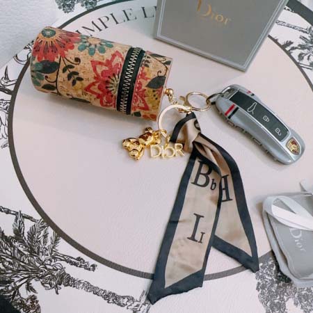 2025年9月25日入荷新品Dior キーホルダー ギフト/誕生日/記念品/アクセサリーxin工場